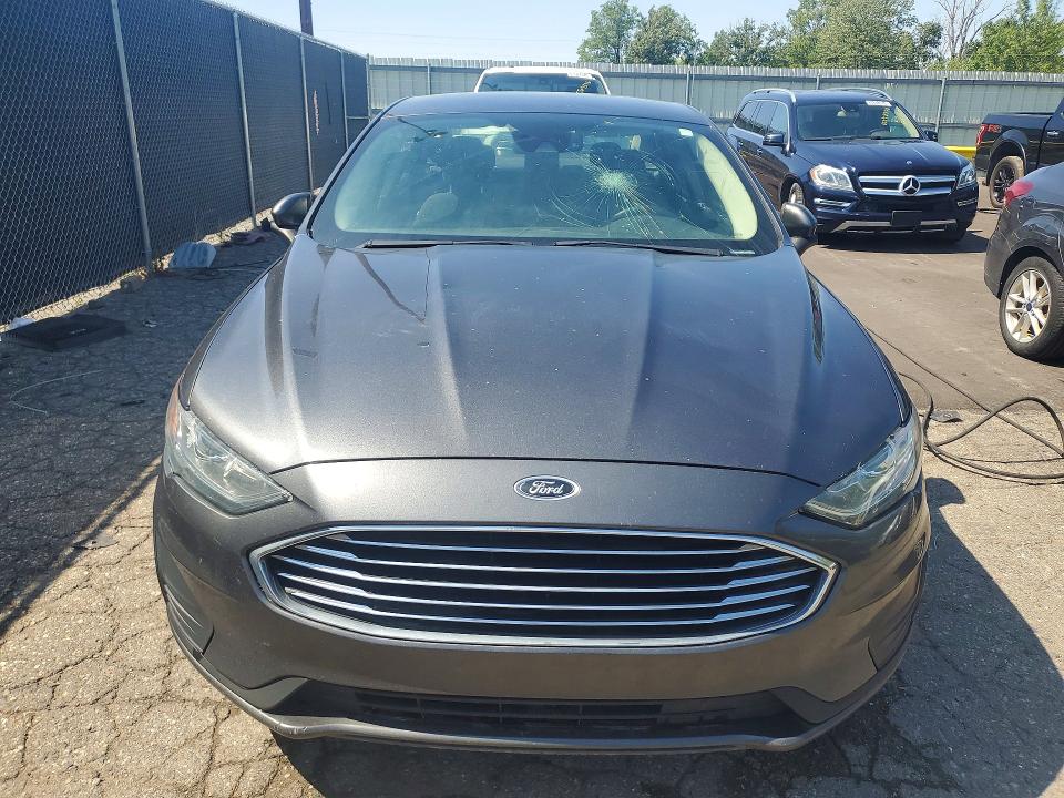 Photo 5 from auction – 2020 FORD FUSION with VIN 3FA6P0HD8LR124864