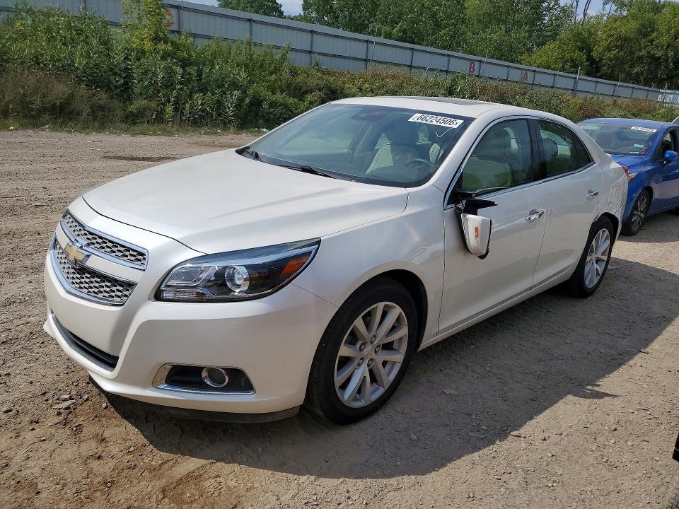 CHEVROLET MALIBU 2013 with VIN 1G11H5SA7DF330570 - Photo from auction