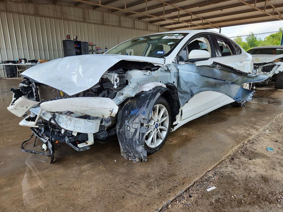 FORD FUSION 2017 with VIN 3FA6P0H72HR359388 - Photo from auction