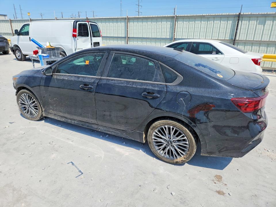 Photo 2 from auction – 2022 KIA FORTE with VIN 3KPF54AD8NE489315