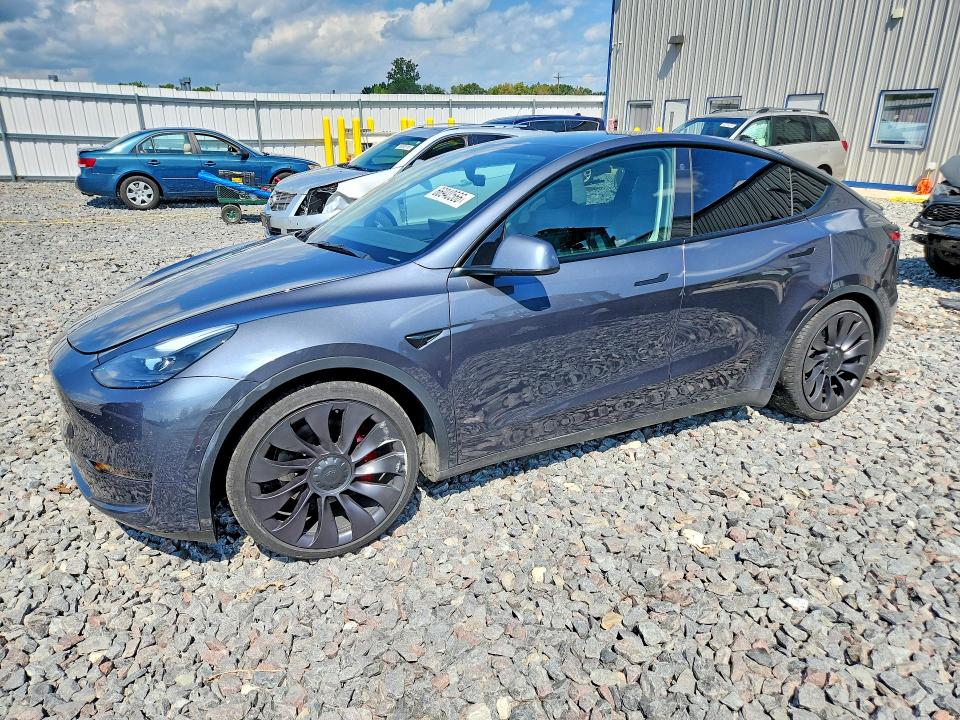 صورة رقم 1 من المزاد - 2021 TESLA MODEL Y مع VIN 5YJYGDEF5MF202195