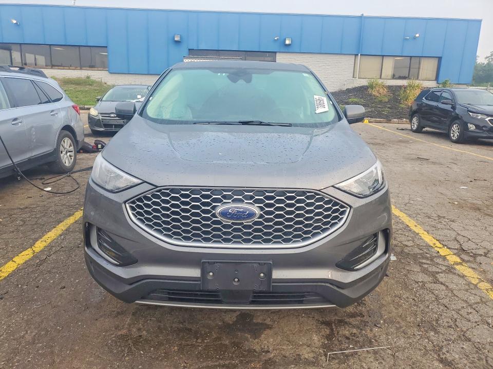 Photo 5 from auction – 2024 FORD EDGE with VIN 2FMPK4J93RBA96730
