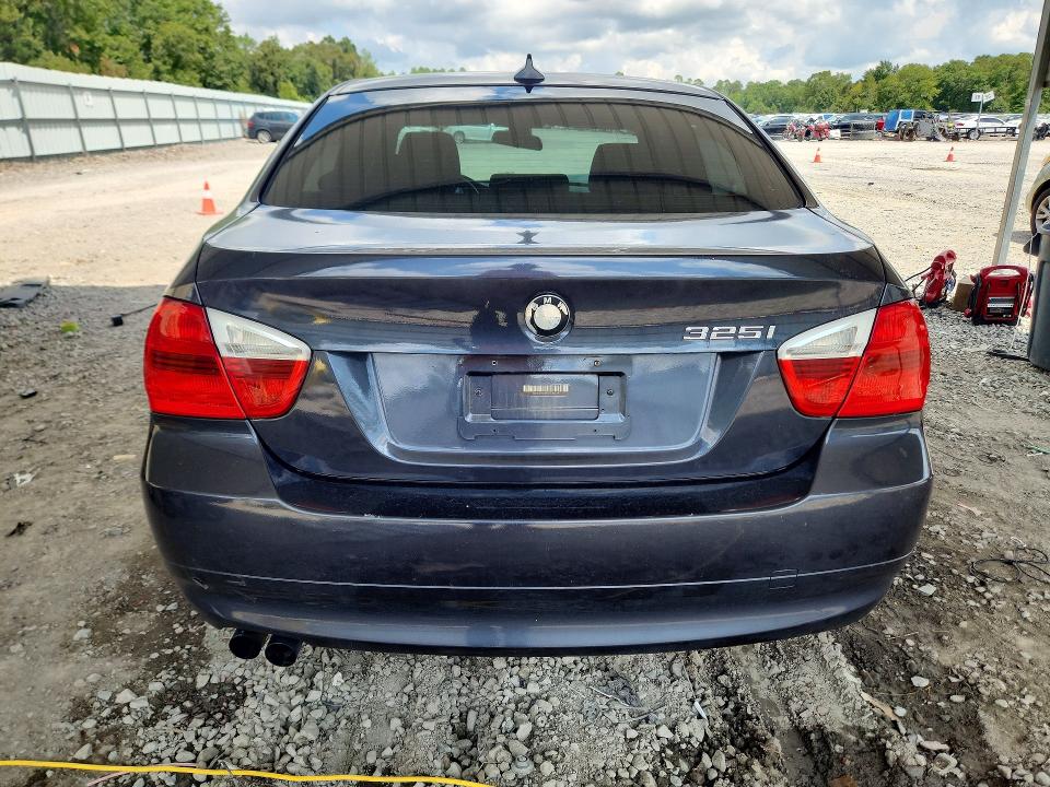 Снимка 6 от търг – 2006 BMW 325 с VIN WBAVB17526NK35743