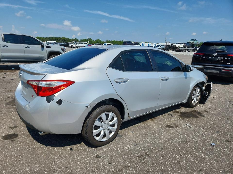 Photo 3 from auction – 2014 TOYOTA COROLLA with VIN 5YFBURHEXEP027902