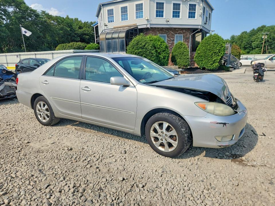 Photo 4 from auction – 2005 TOYOTA CAMRY with VIN 4T1BF30K05U104736