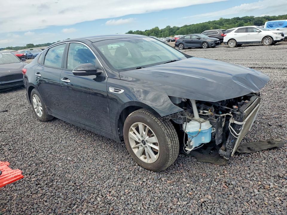 Photo 4 from auction – 2018 KIA OPTIMA with VIN 5XXGT4L37JG197431
