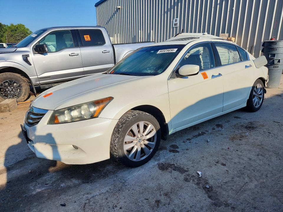 HONDA ACCORD 2011 with VIN 1HGCP3F84BA005689 - Photo from auction