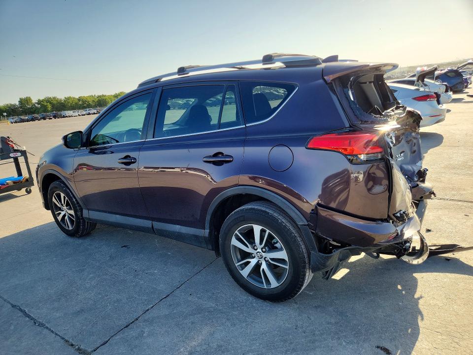 Photo 2 from auction – 2017 TOYOTA RAV4 with VIN 2T3RFREV4HW564353