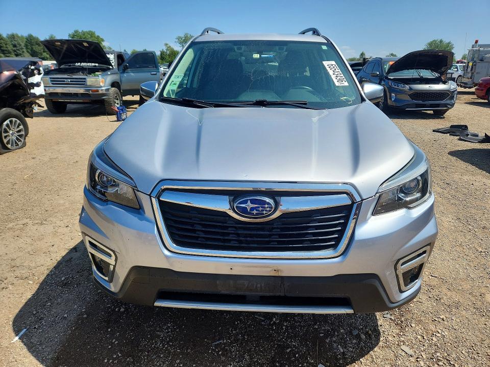 Photo 5 from auction – 2019 SUBARU FORESTER with VIN JF2SKAWC1KH431012