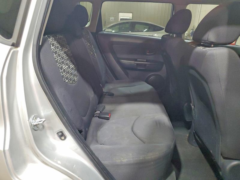 Photo 11 from auction – 2011 KIA SOUL with VIN KNDJT2A28B7717019