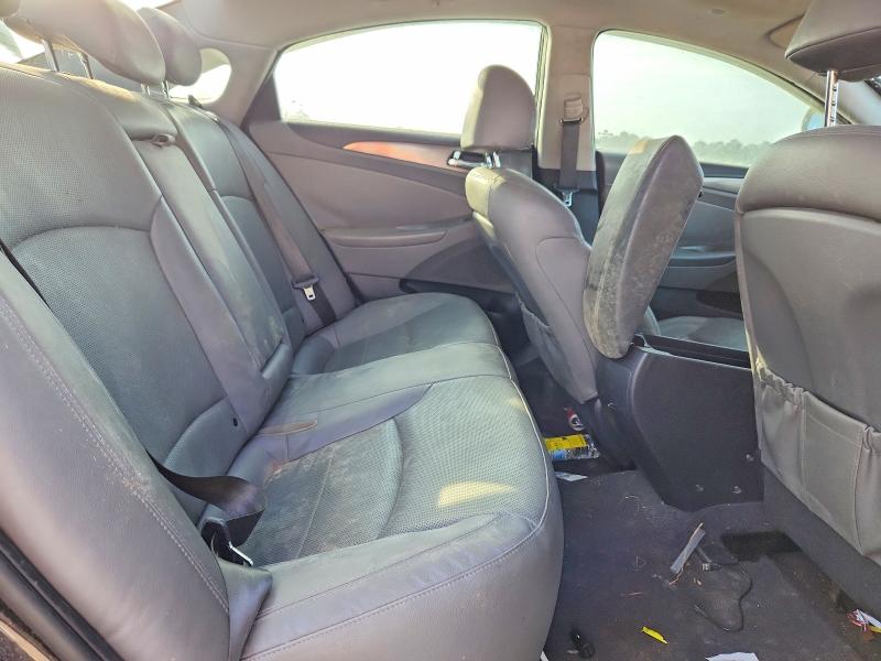 Photo 10 from auction – 2014 HYUNDAI SONATA with VIN KMHEC4A42EA102306
