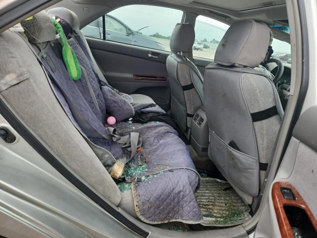 Photo 10 from auction – 2004 TOYOTA CAMRY with VIN 4T1BF30KX4U569524