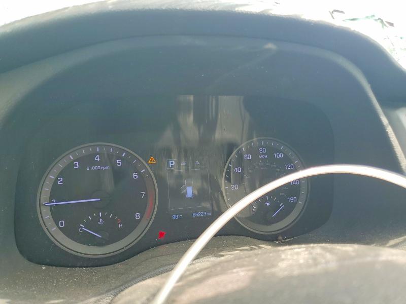 Photo 9 from auction – 2017 HYUNDAI TUCSON with VIN KM8J23A43HU386642
