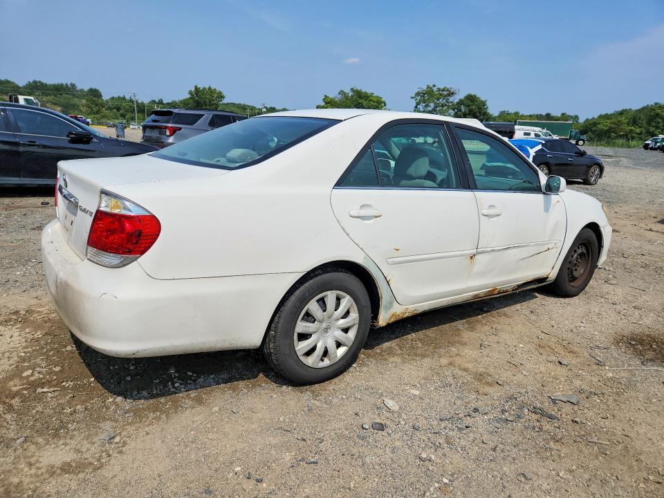 Photo 3 from auction – 2006 TOYOTA CAMRY with VIN 4T1BE32K16U690221