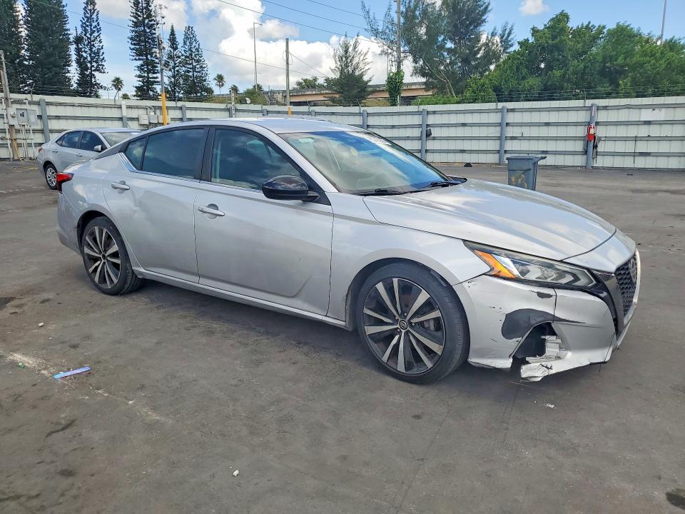 Photo 4 from auction – 2019 NISSAN ALTIMA with VIN 1N4BL4CV1KC146476