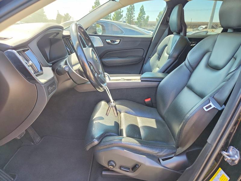 Photo 7 from auction – 2018 VOLVO XC60 with VIN LYVBR0DL3JB118194