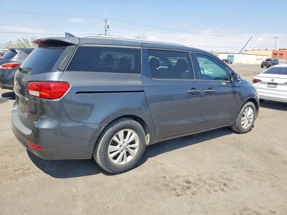 Photo 3 from auction – 2015 KIA SEDONA with VIN KNDMB5C19F6062645