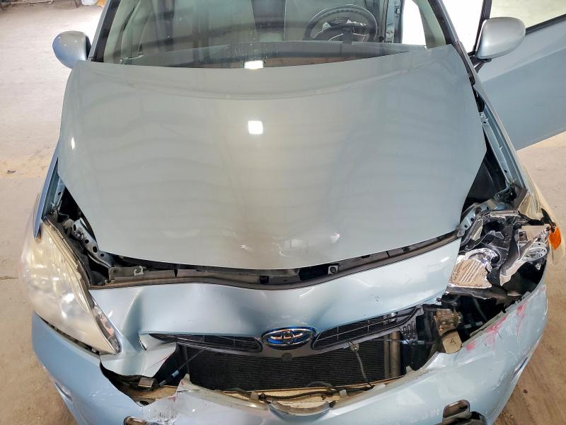 Photo 11 from auction – 2013 TOYOTA PRIUS with VIN JTDKN3DU2D1675535