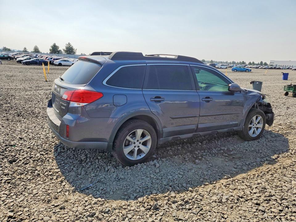 Photo 3 from auction – 2014 SUBARU OUTBACK with VIN 4S4BRBCC4E3295783