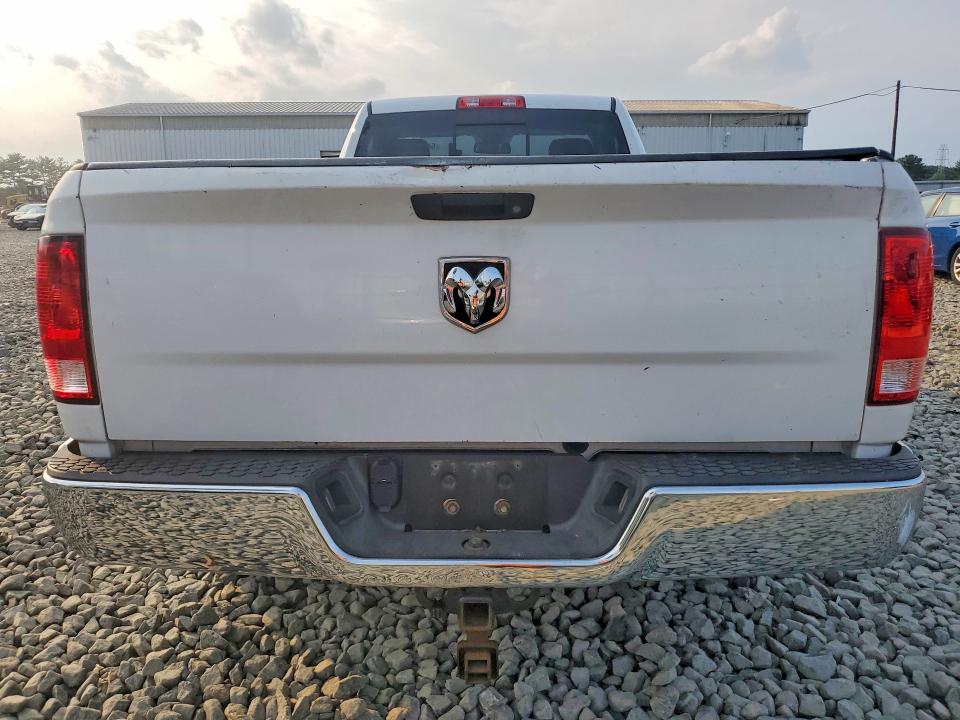 Photo 6 from auction – 2015 RAM 1500 with VIN 3C6JR6DTXFG531431