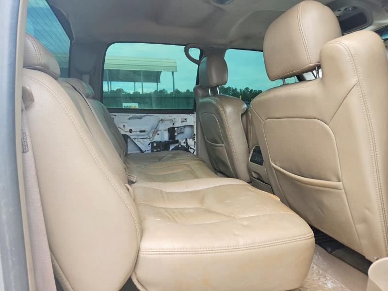 Photo 10 from auction – 2004 CHEVROLET SILVERADO with VIN 1GCHK23114F132698