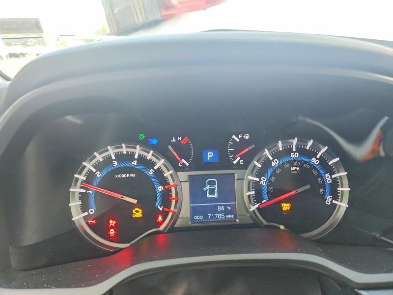 Photo 9 from auction – 2018 TOYOTA 4RUNNER with VIN JTEBU5JR0J5610147