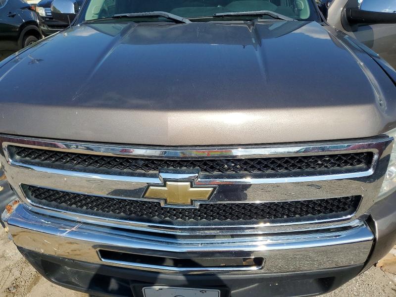 Photo 11 from auction – 2011 CHEVROLET SILVERADO with VIN 1GCRKSE31BZ318255
