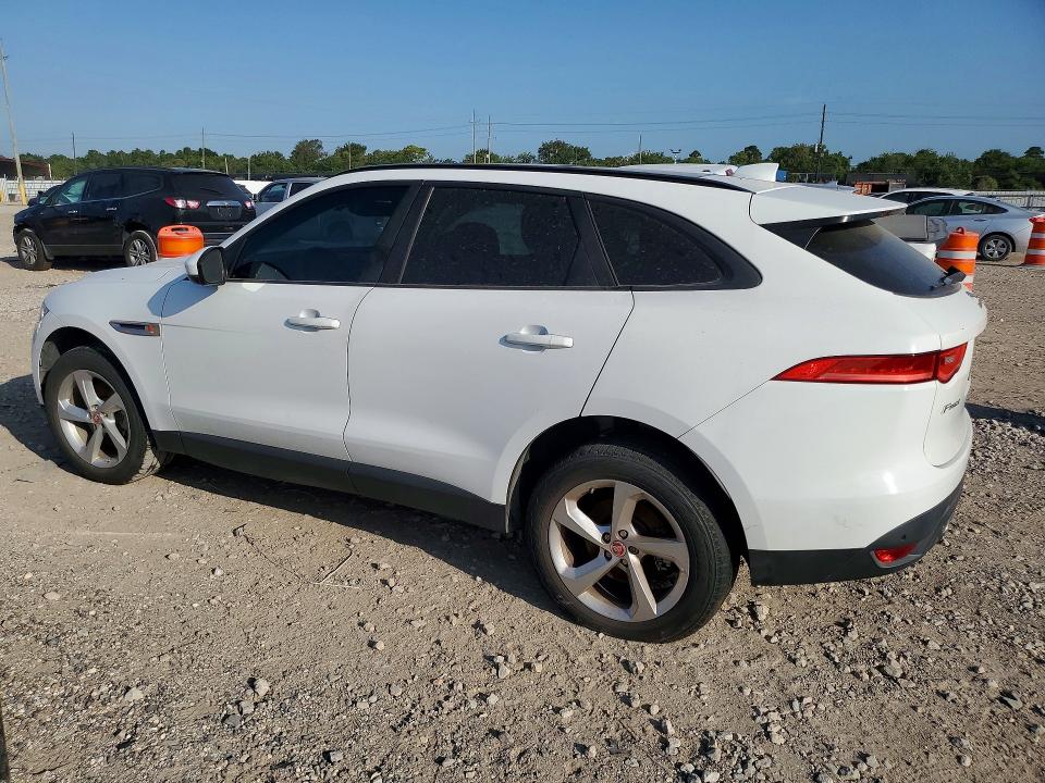 Photo 2 from auction – 2017 JAGUAR F-PACE with VIN SADCJ2BV3HA884024