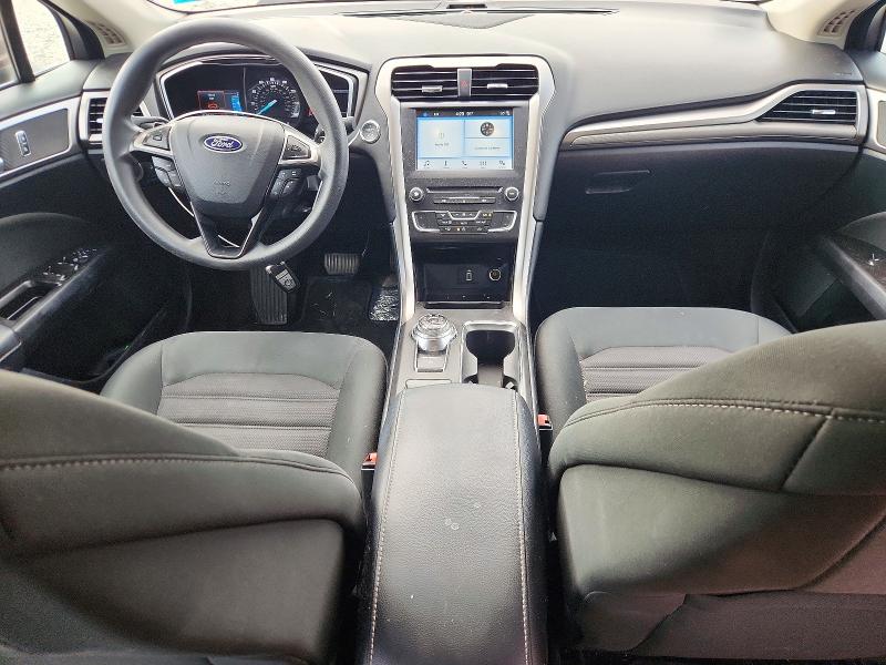 Photo 8 from auction – 2017 FORD FUSION with VIN 3FA6P0HDXHR218476