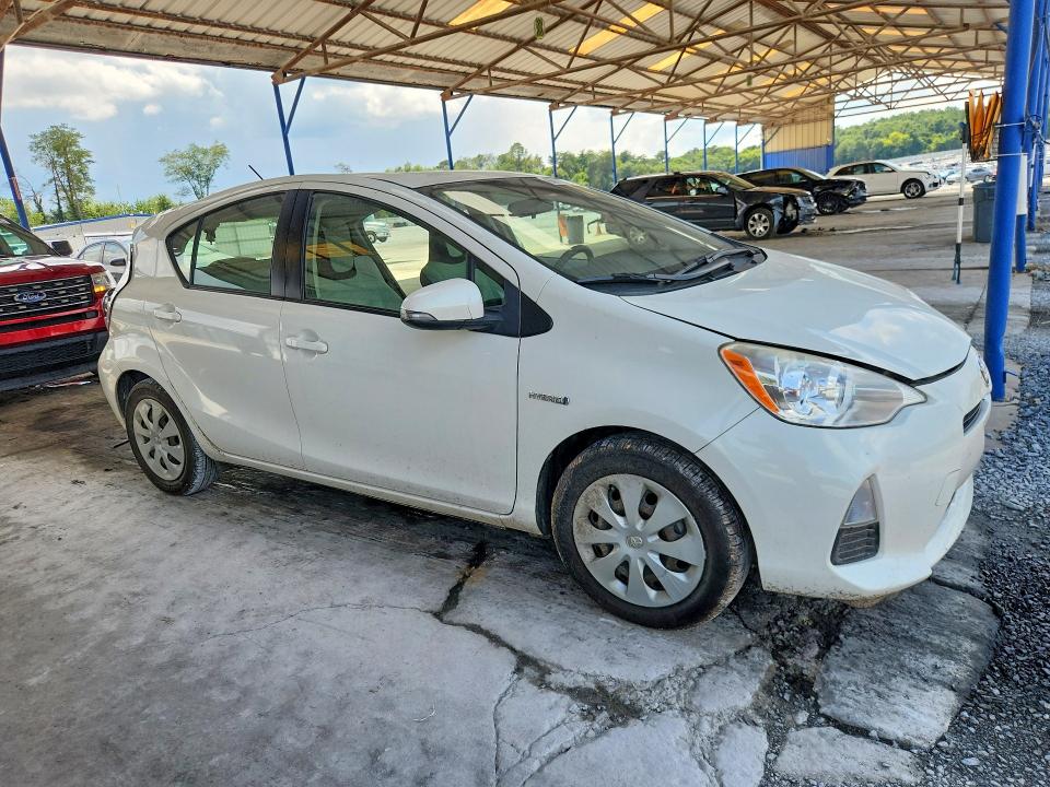 Photo 4 from auction – 2012 TOYOTA PRIUS C with VIN JTDKDTB37C1522287