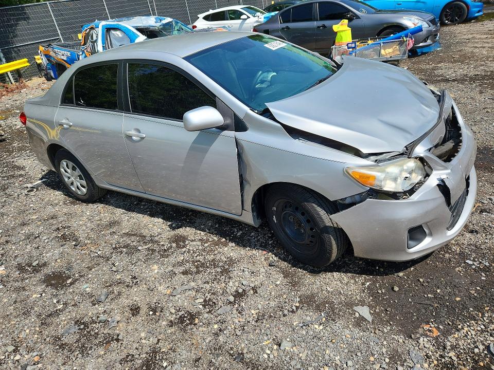 Photo 4 from auction – 2011 TOYOTA COROLLA with VIN 2T1BU4EE7BC540804