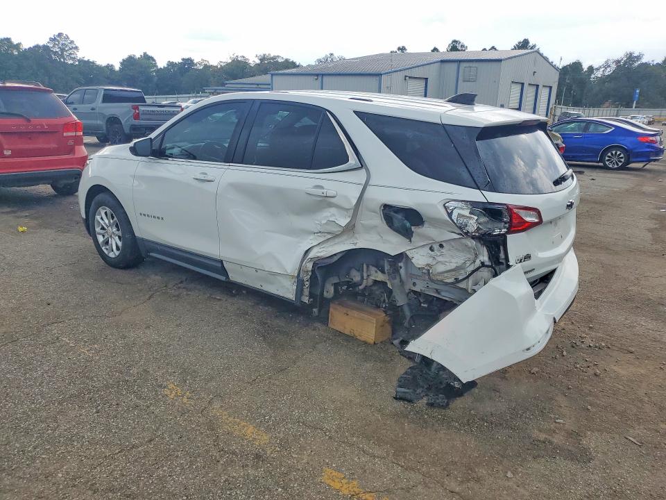Photo 2 from auction – 2018 CHEVROLET EQUINOX with VIN 2GNAXJEV2J6192595