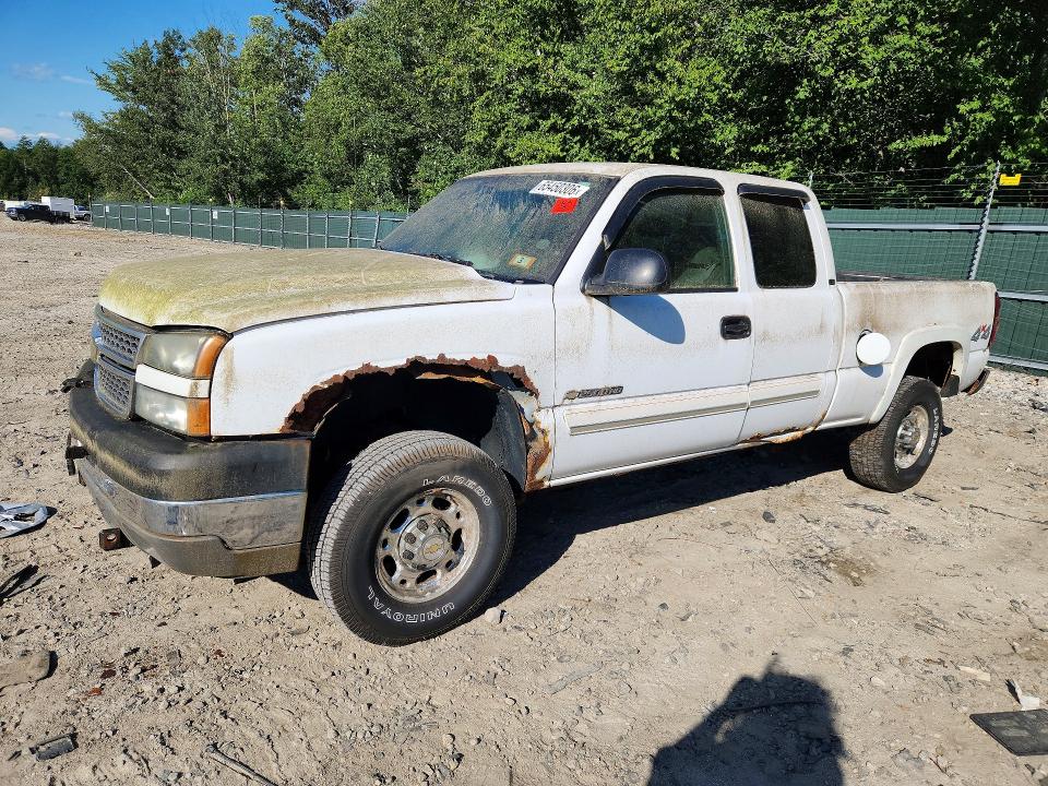 Photo 1 from auction – 2005 CHEVROLET SILVERADO with VIN 1GCHK29UX5E156961