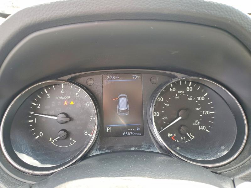 Photo 9 from auction – 2018 NISSAN ROGUE with VIN KNMAT2MT8JP513856