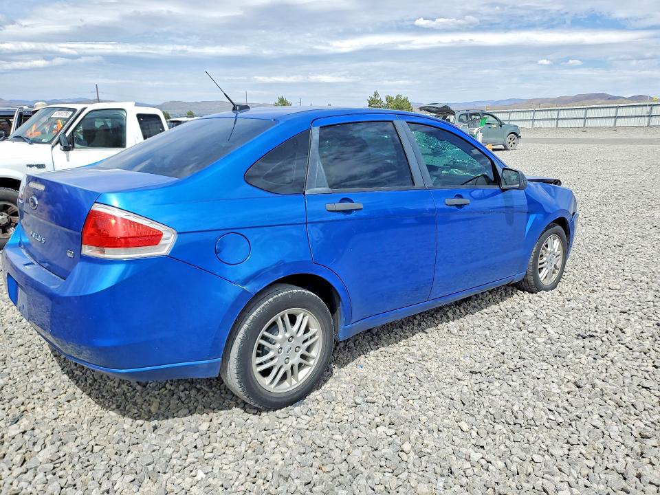 Photo 3 from auction – 2010 FORD FOCUS with VIN 1FAHP3FN3AW115263