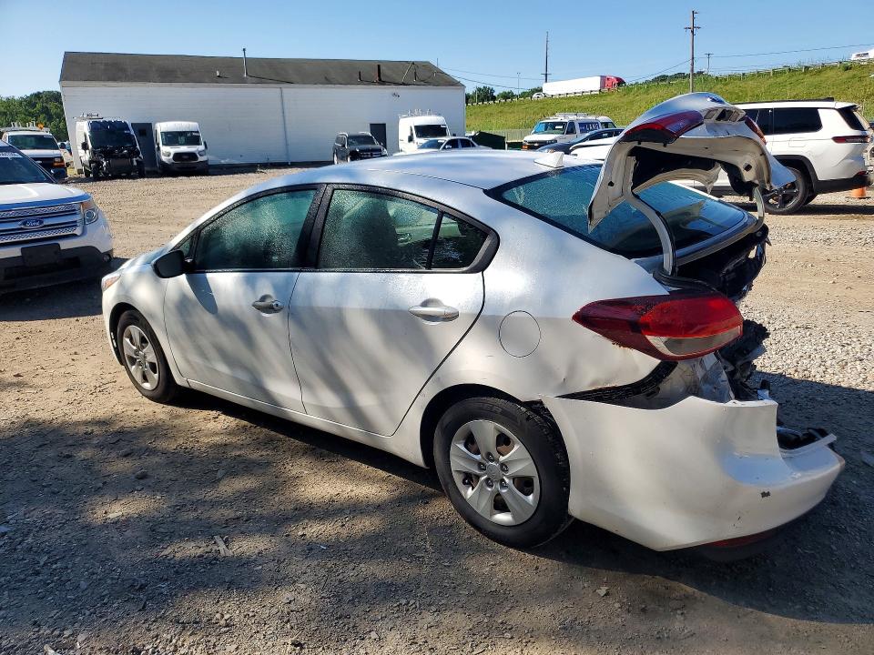 Photo 2 from auction – 2017 KIA FORTE with VIN 3KPFL4A73HE063679