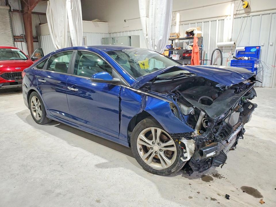Photo 4 from auction – 2018 HYUNDAI SONATA with VIN 5NPE34AF3JH634169