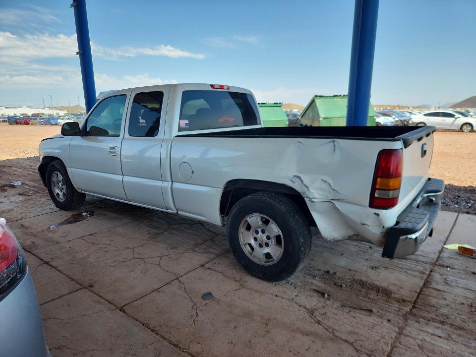Photo 2 from auction – 2001 CHEVROLET SILVERADO with VIN 2GCEC19T311367237
