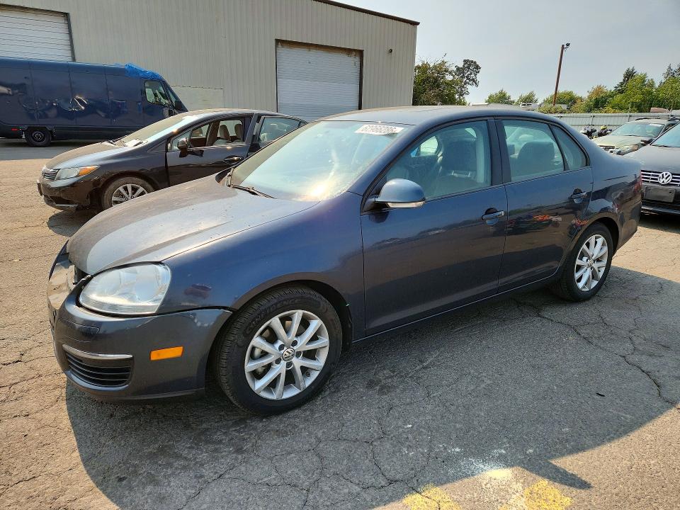 2010 VOLKSWAGEN JETTA - Търг №62966286