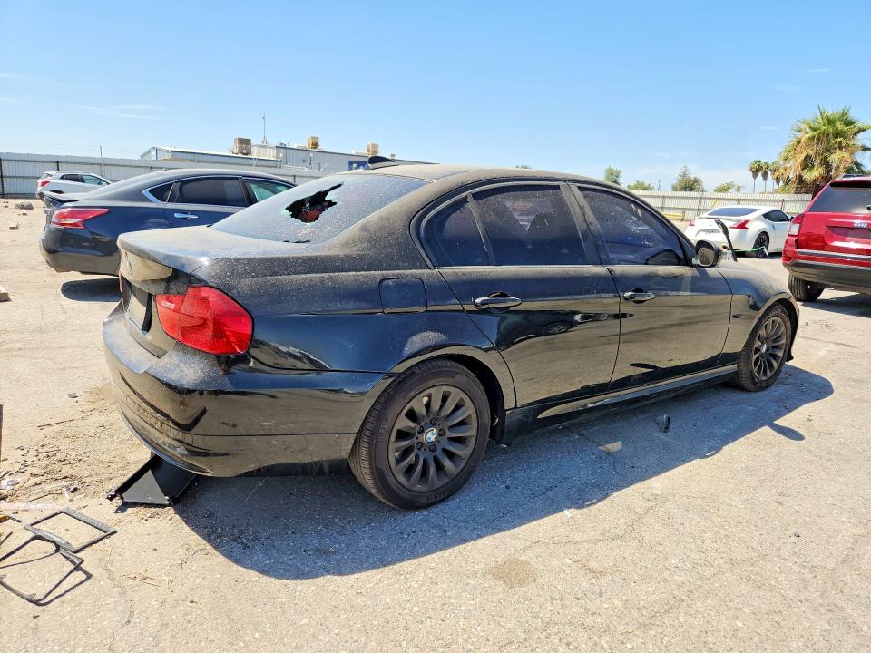 Photo 3 from auction – 2009 BMW 328 with VIN WBAPH57559NL77684