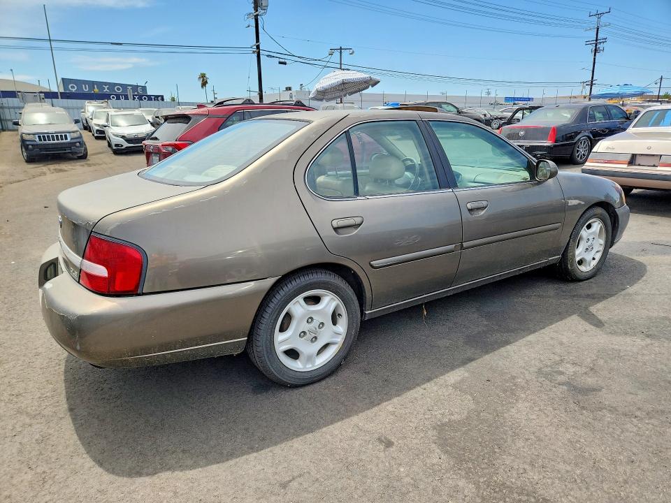 Photo 3 from auction – 2001 NISSAN ALTIMA with VIN 1N4DL01A31C169743