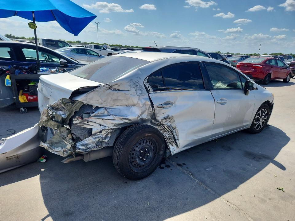 Photo 3 from auction – 2012 HONDA CIVIC with VIN 2HGFB2F53CH328212