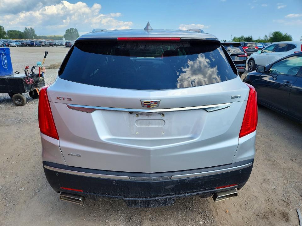 Photo 6 from auction – 2017 CADILLAC XT5 with VIN 1GYKNDRS6HZ277792