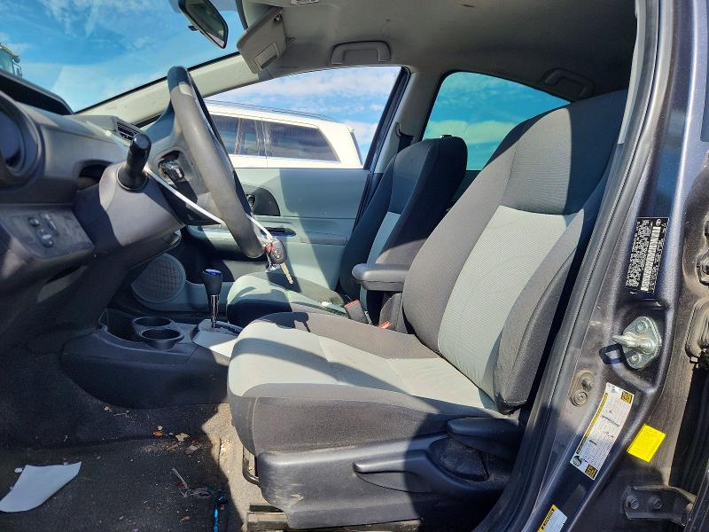 Photo 7 from auction – 2013 TOYOTA PRIUS C with VIN JTDKDTB39D1549430