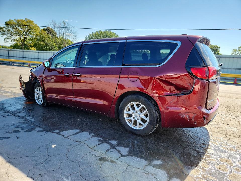 Photo 2 from auction – 2020 CHRYSLER PACIFICA with VIN 2C4RC1FG0LR123784