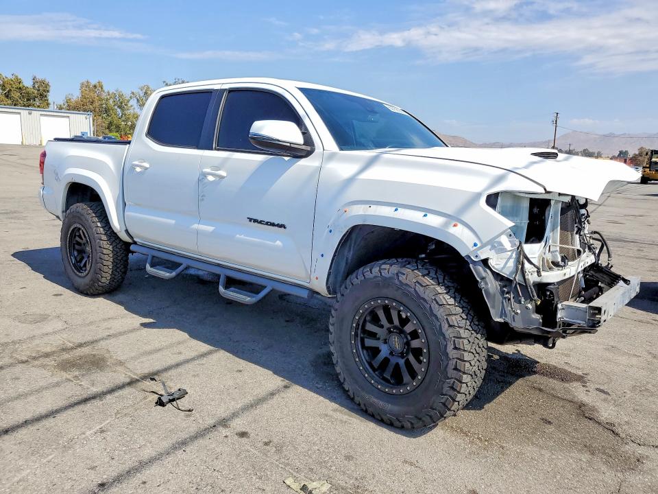 صورة رقم 4 من المزاد - 2018 TOYOTA TACOMA مع VIN 3TMAZ5CN7JM072195