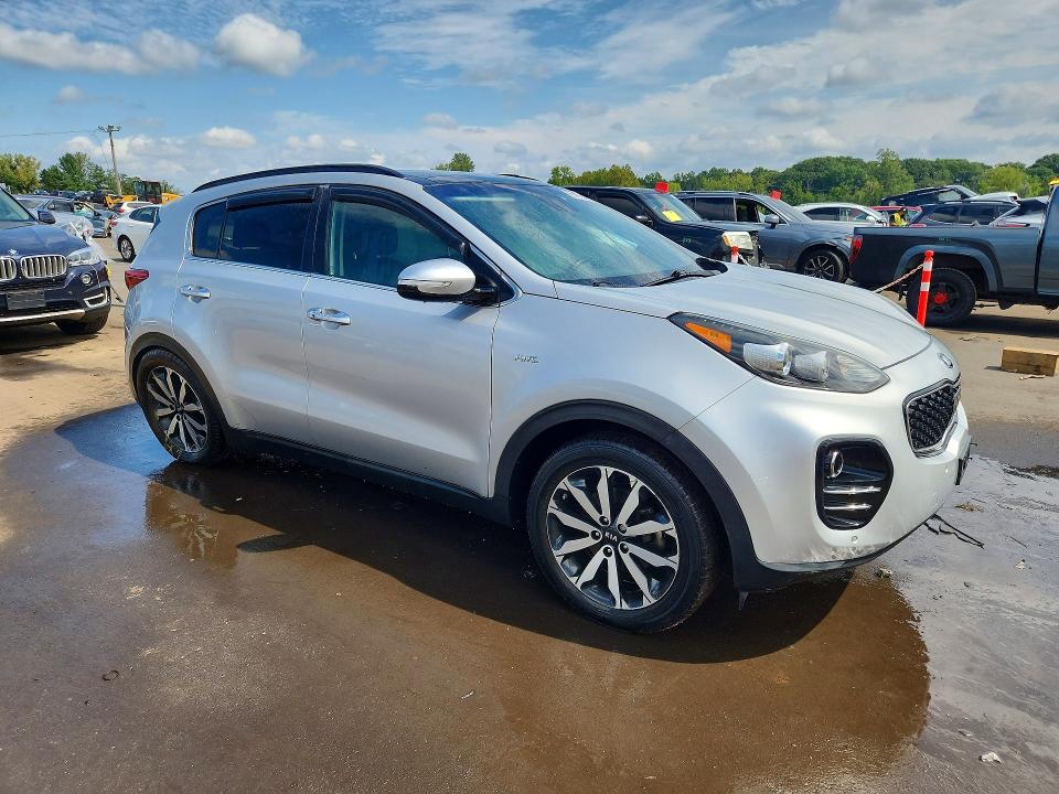 Photo 4 from auction – 2018 KIA SPORTAGE with VIN KNDPNCAC3J7406860