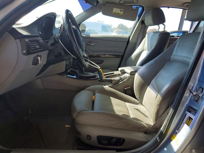 Photo 7 from auction – 2009 BMW 328 with VIN WBAPH77529NM30126