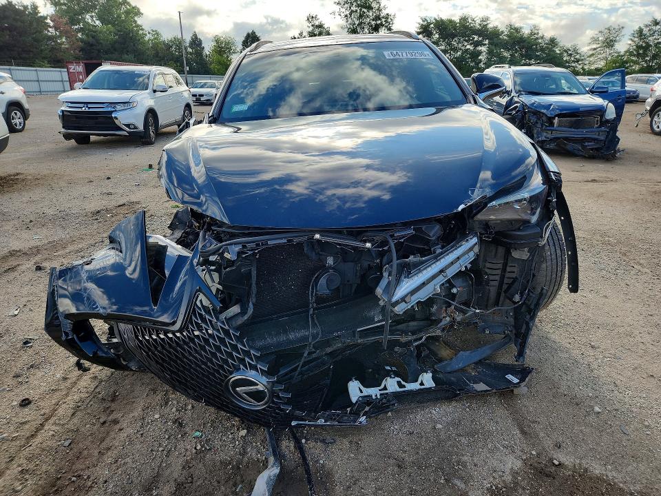 Photo 5 from auction – 2015 LEXUS NX with VIN JTJBARBZ4F2032255
