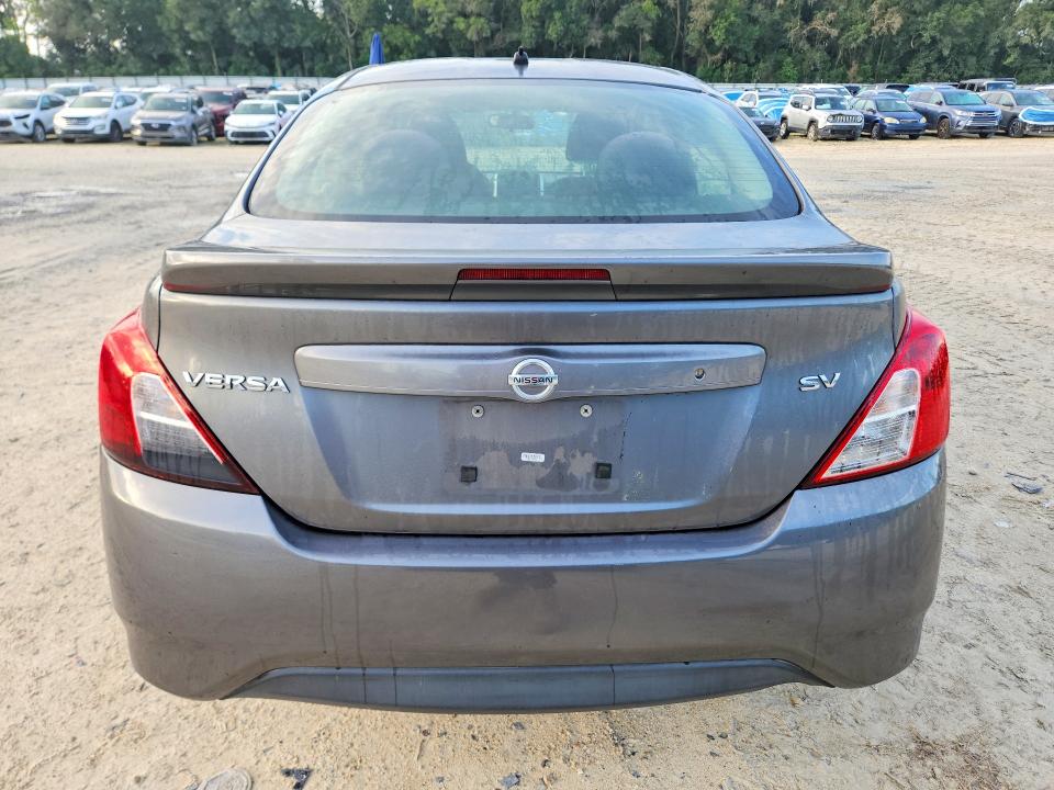 Photo 6 from auction – 2017 NISSAN VERSA with VIN 3N1CN7AP5HL852994